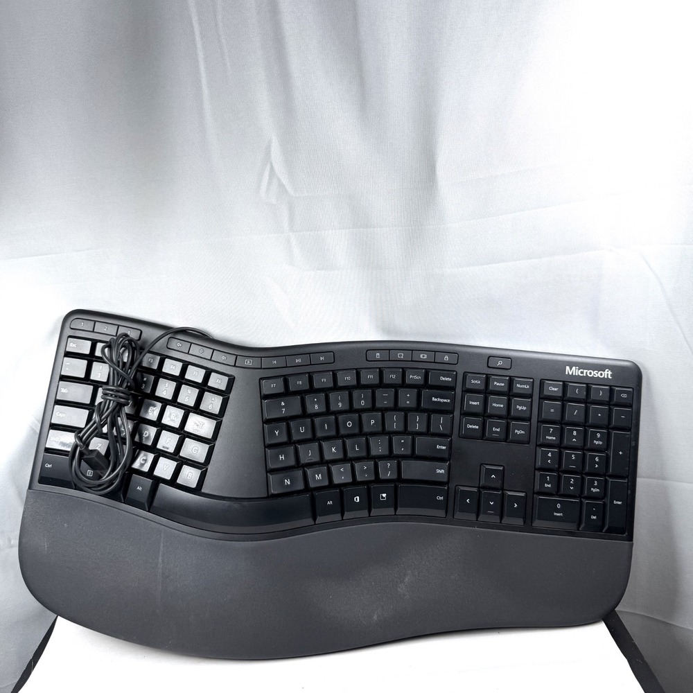 Microsoft LXM-00001 Model 1878 Wired USB 2.0 Ergonomic Keyboard Black / Tested